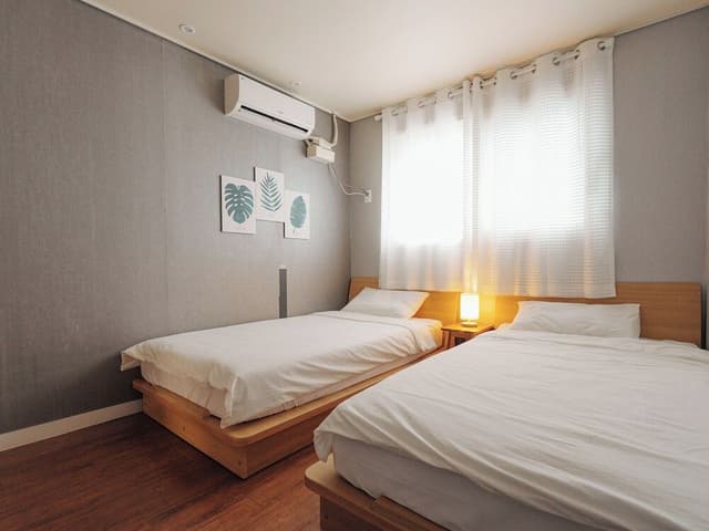 Standard Twin Room, 1 Bedroom, Non Smoking, Private Bathroom (Breakfast not provided)