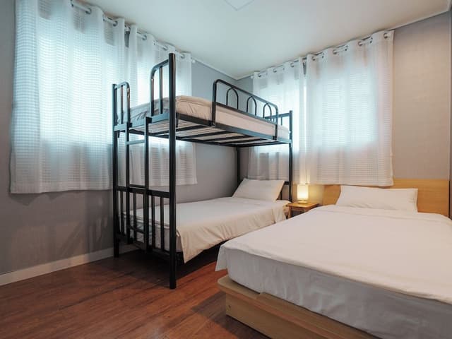 Standard Triple Room, 1 Bedroom, Non Smoking, Private Bathroom (Breakfast not provided)