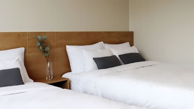 [Pool Ticket] Family Triple: The Suites Hotel Jeju Pool Ticket