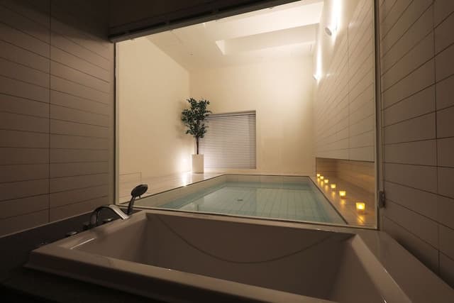 Penthouse Pool Villa