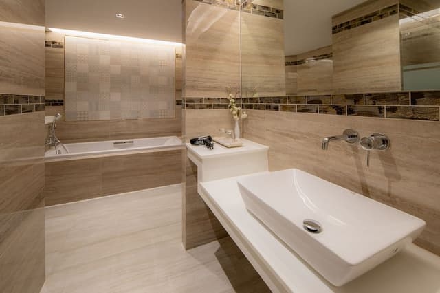 Alexander Suite