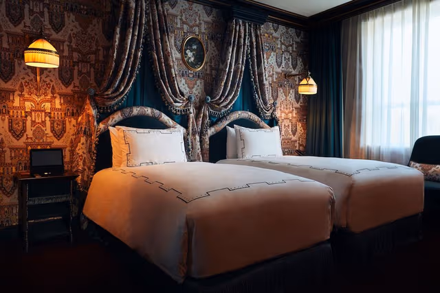 Atelier Suite Twin - Club Lounge Access Included