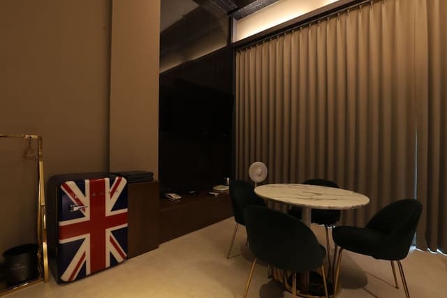 Royal Suite, Terrace (PUB)