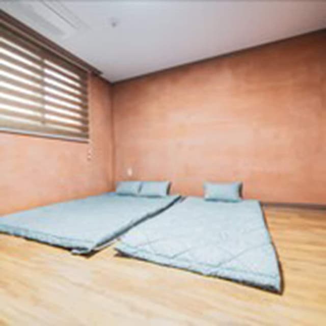 Room (Ondol)