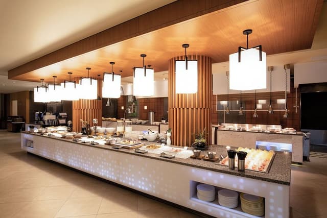 [Family All-in : 2Adults+1Child] Suite (Kitchen/Ocean)-Breakfast + Dinner + Water Park OR Yacht Tour