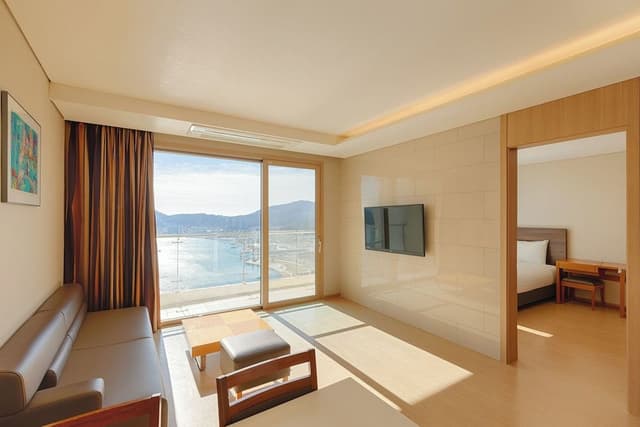 [SONO Water-ful PKG] Suite (Kitchen/Panoramic View/Bed) - Ocean Adventure for 2