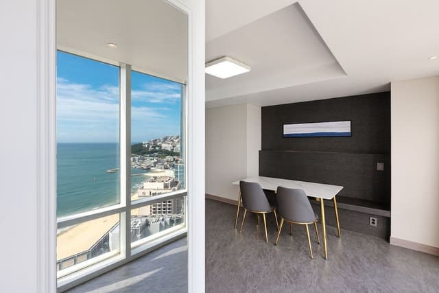Executive Suite Ocean View