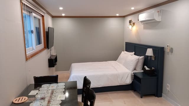 Orange Room Building C