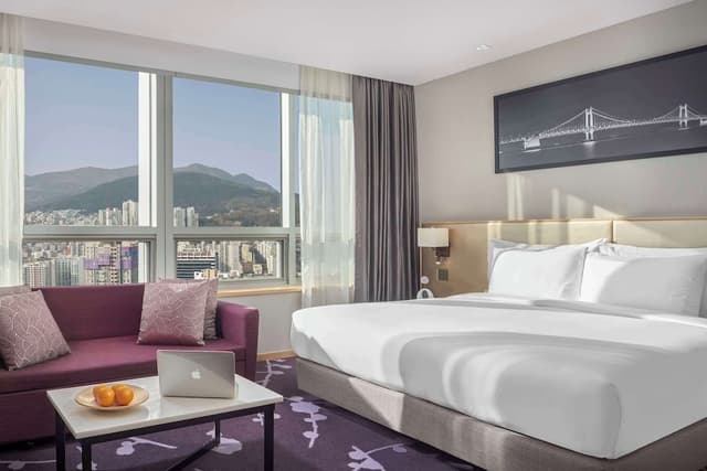 Premier Room (Avani)