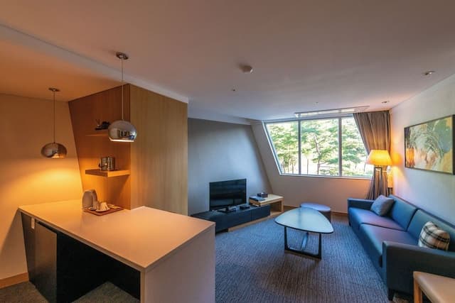 [Hotel] Suite Room