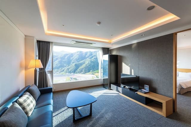 [Hotel] Suite Room