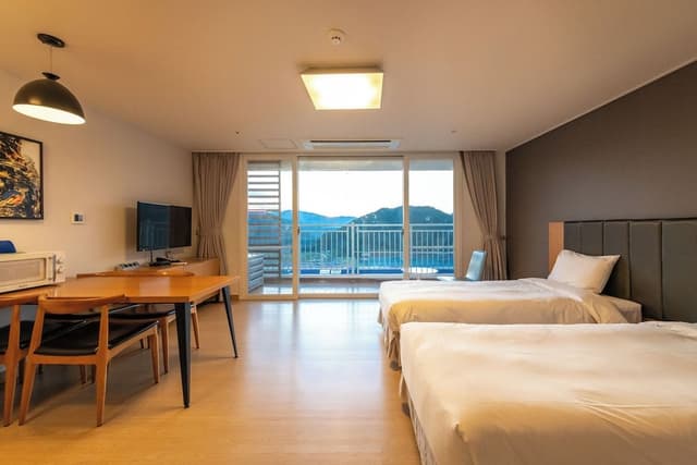 [Condominium] Family Twin