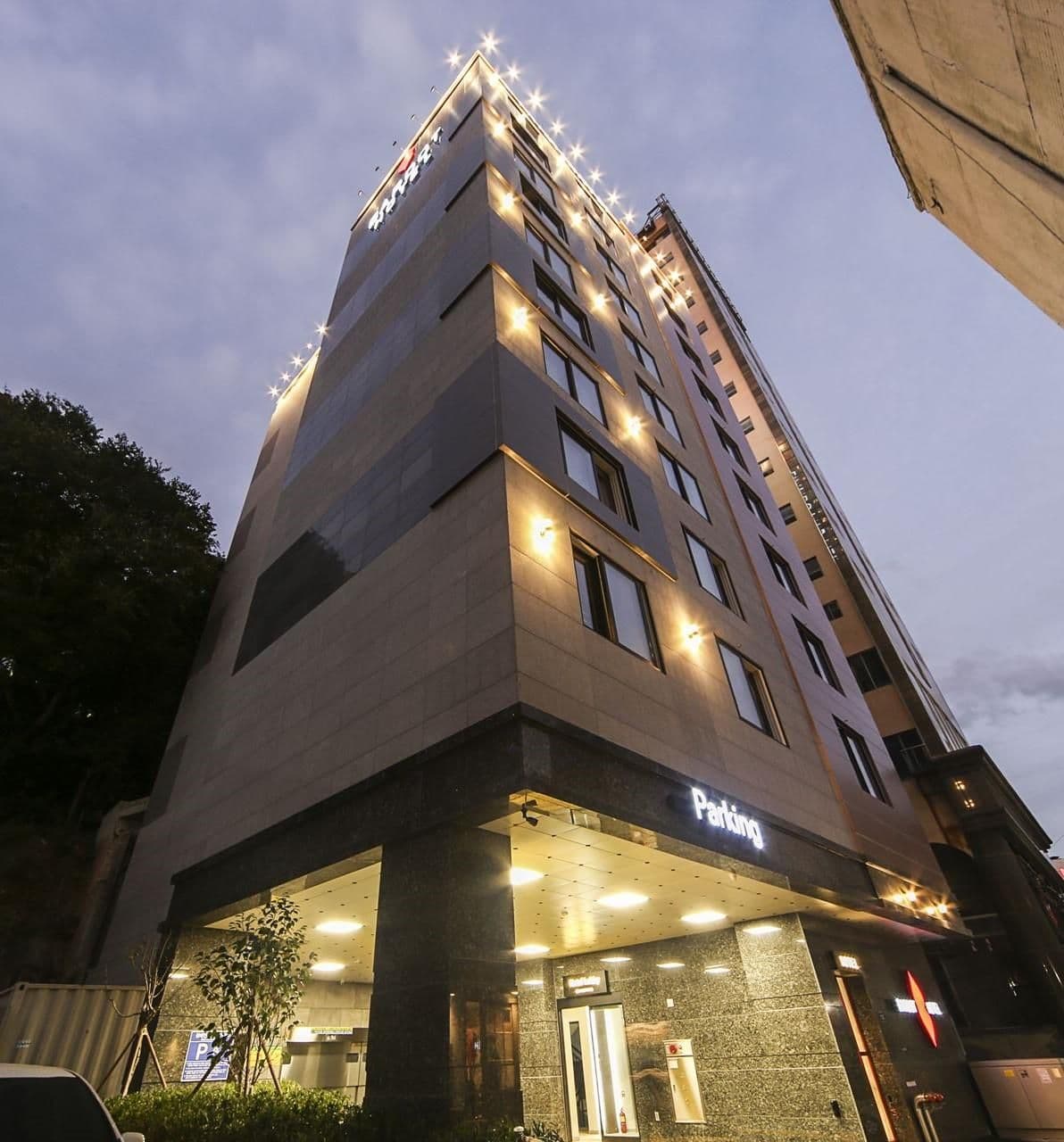 โรงแรมมารอน นัมโพ โรงแรมมารอน นัมโพ