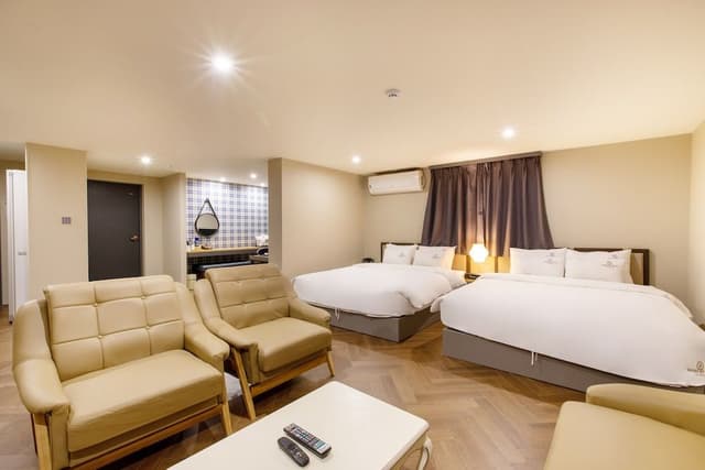 Suite Twin