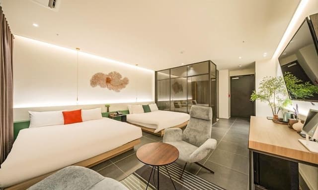 Family Suite Twin