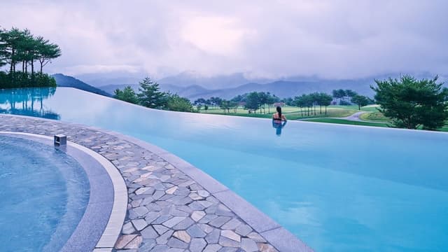 [WATER-FUL For2] Gold Suite (Kitchen/Park View/Bed)-Choose 1 Ocean World/Indoor Pool/Infinity Pool