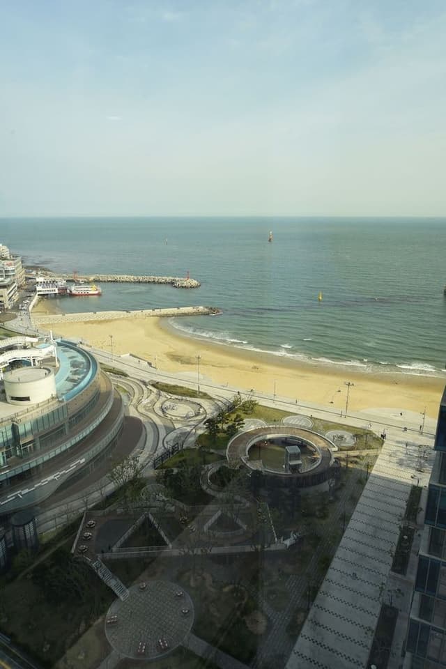 High Deluxe Double Room (Pool Access for 2)