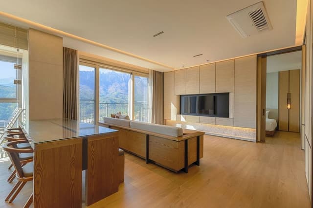 [Morning PKG] Gold Suite(Kitchen, Seorak Mountain, Bed) - Breakfast Buffet for 2 Adults & 1 Child