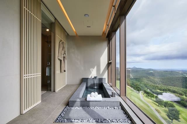 [Morning PKG] Gold Suite(Kitchen, Seorak Mountain, Bed) - Breakfast Buffet for 2 Adults & 1 Child