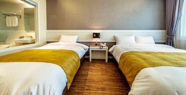Superior Deluxe Twin Room