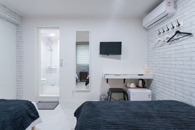 Deluxe Twin Room (Foreigner Only)