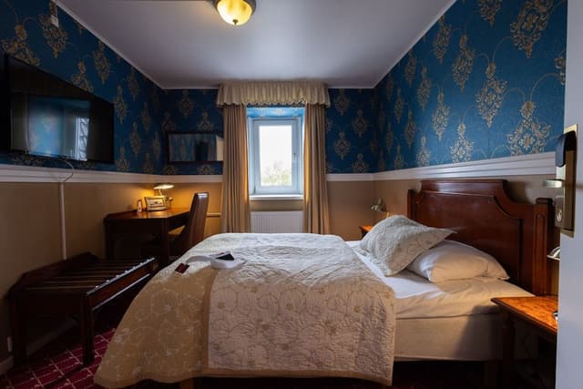 Economy Double Room, 1 Double Bed (140 cm)