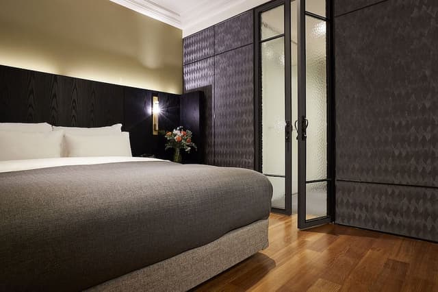 Classic Penthouse -Terrace bathtub unavailable Dec-Mar,extra person fee collects on site more than 2