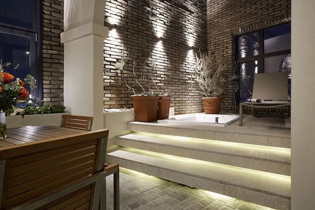 Classic Penthouse -Terrace bathtub unavailable Dec-Mar,extra person fee collects on site more than 2