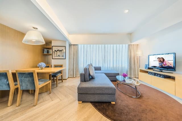 One-Bedroom Deluxe