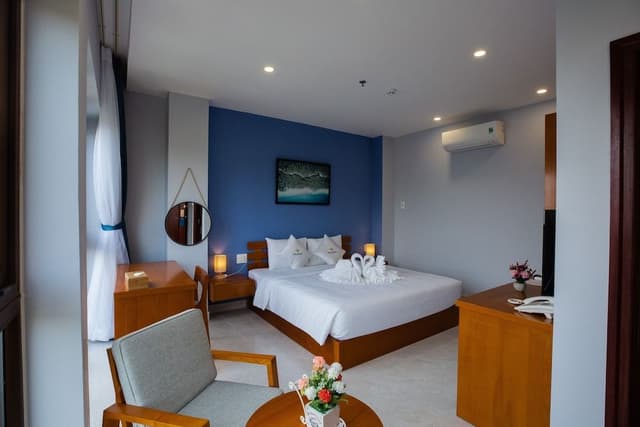 Deluxe Window Double or Twin Room
