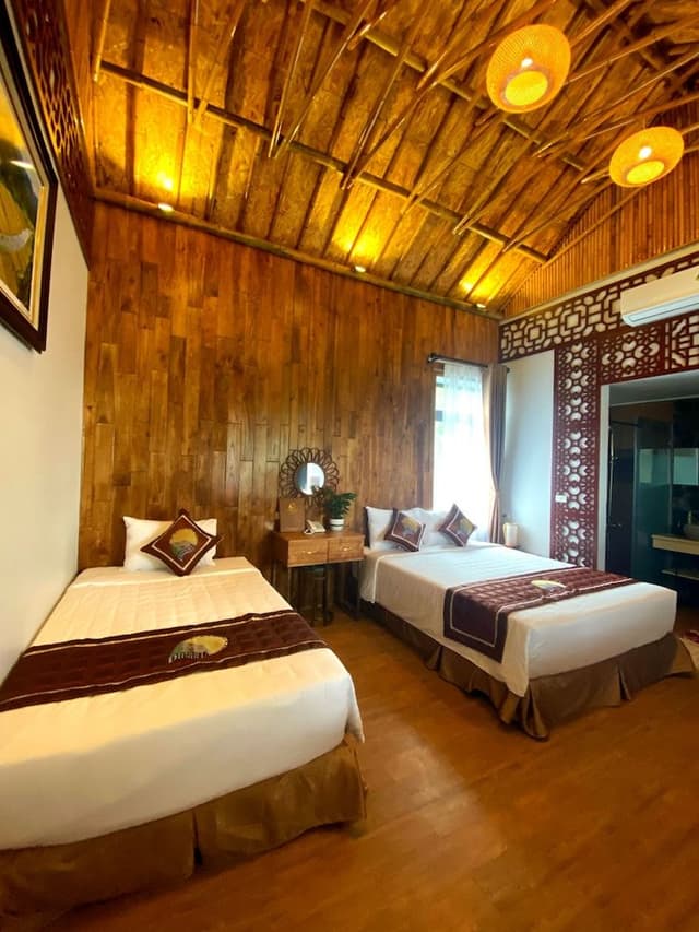 Superior Twin Room, Pool View (3rd Floor)