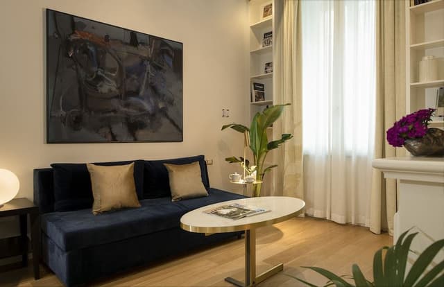 Corner Spa Suite