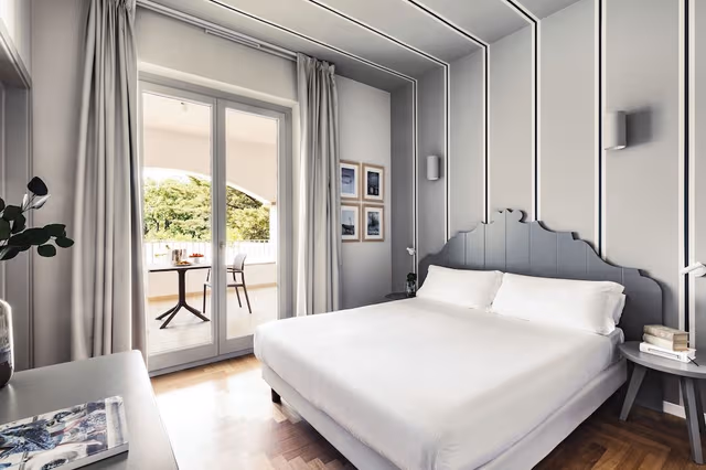 Deluxe Double or Twin Room, Balcony
