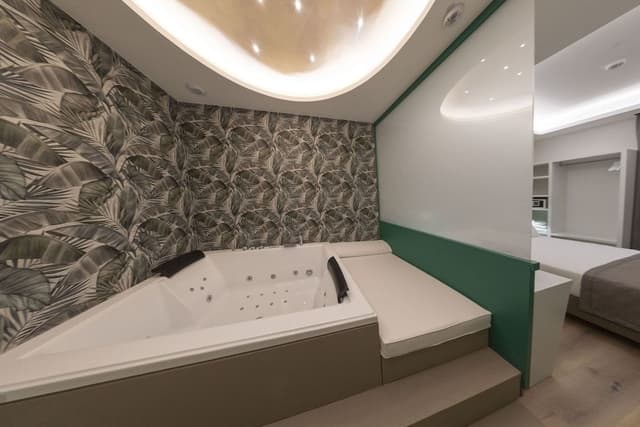 Room, 1 Double Bed, Jetted Tub