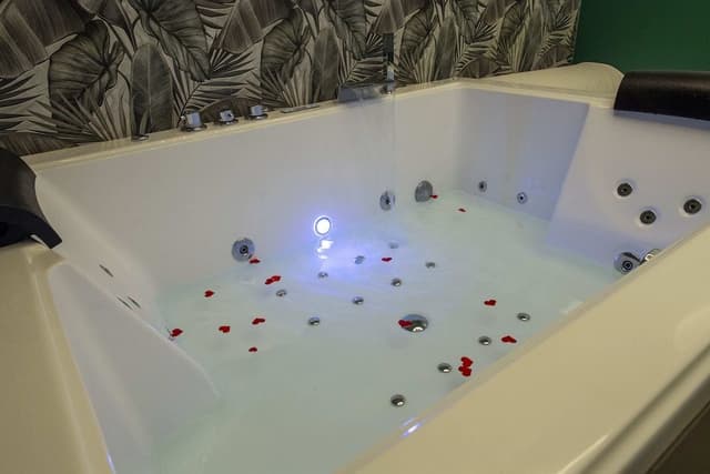 Room, 1 Double Bed, Jetted Tub