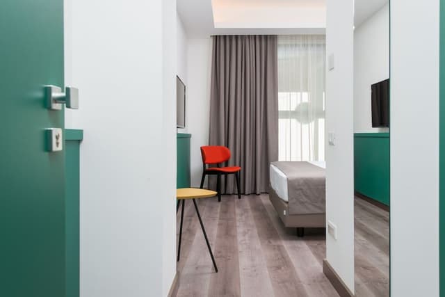 Standard Double Room, 1 Double or 2 Twin Beds, No Windows
