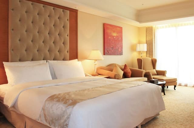 Deluxe King Room