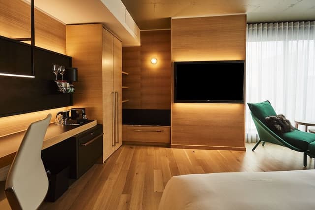 Premier Room, 2 Queen Beds, City View