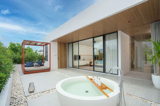 One-Bedroom Suite with Outdoor Bathtub (2+1)