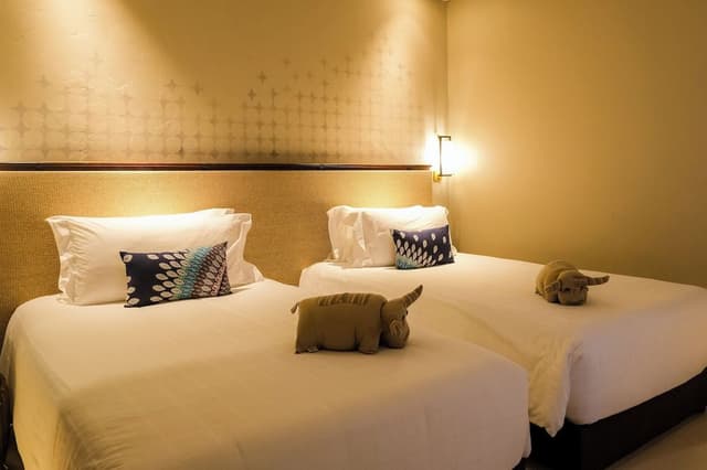 Deluxe Room, Sea View (King bed or Twin bed)
