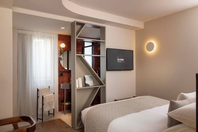 Superior Room, 1 Queen Bed