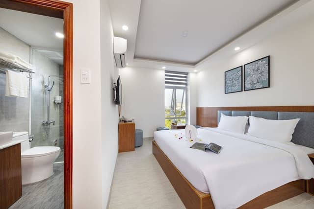 Standard King Room