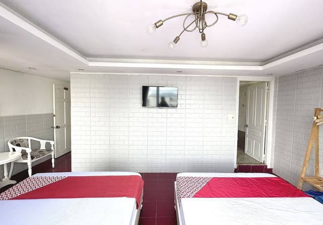 Family Room, Multiple Beds