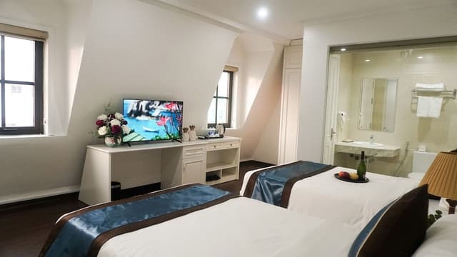 Luxury Triple Room