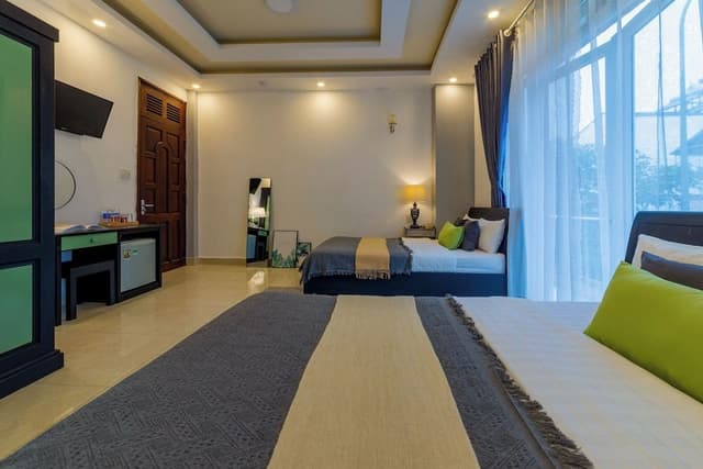 Family Double Room, Non Smoking, City View