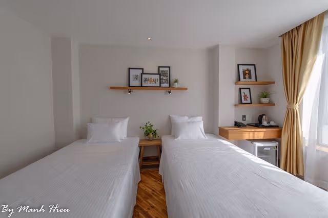 Standard Twin Room