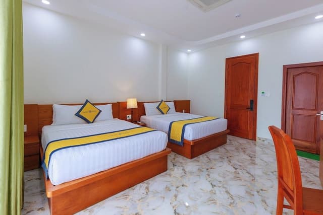 Deluxe Double Room, City View