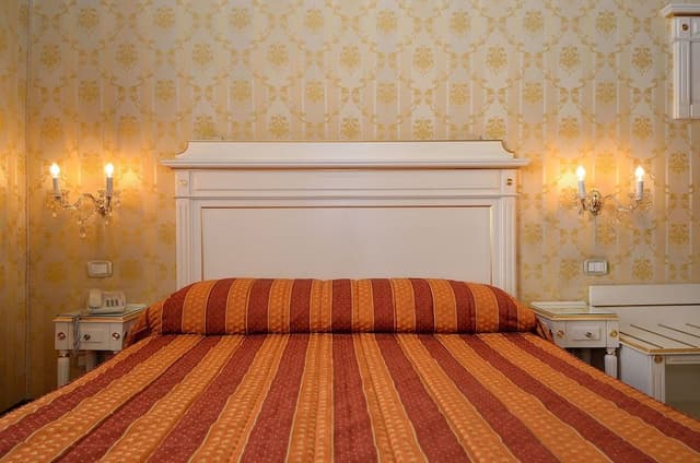 Classic Double Room