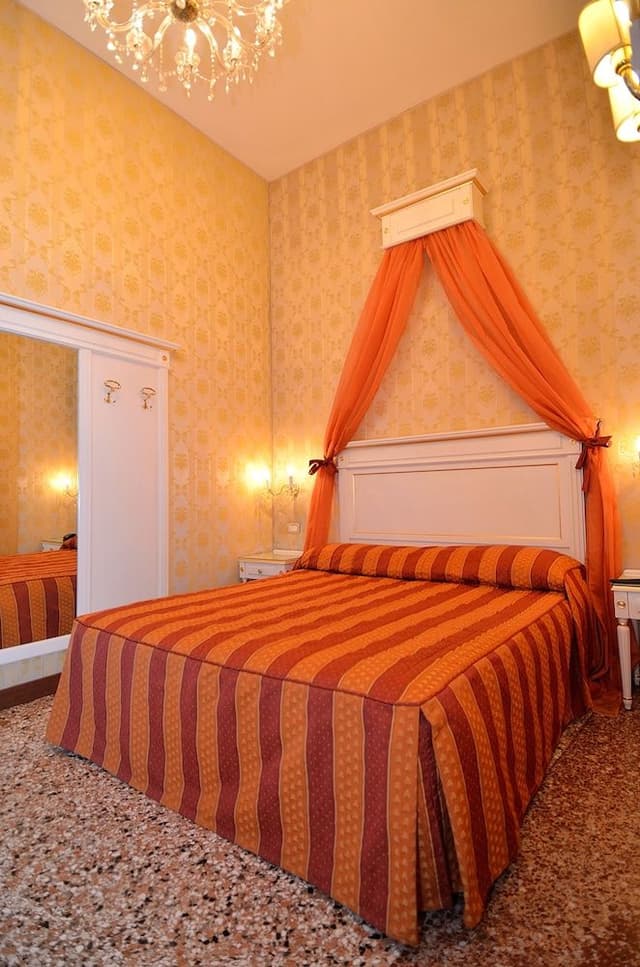 Classic Double Room