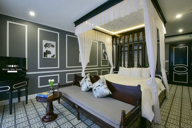King Suite with Balcony